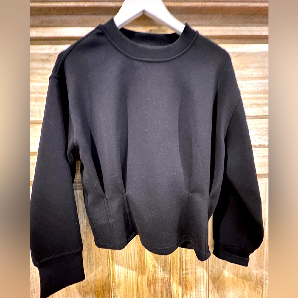 Lululemon Cinched Waist Sweatshirt Size 6